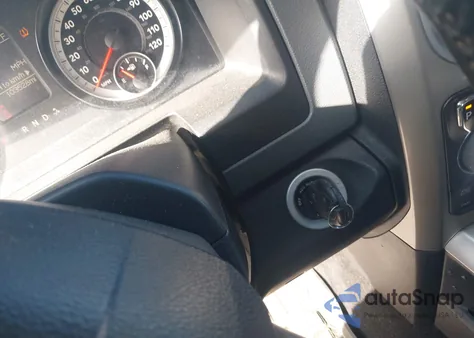 2014 Ram 1500 Big Horn z USA, uszkodzony, nr VIN 1C6RR7LT0ES400994